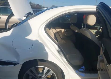 2018 Mercedes-Benz C 300 from USA, damaged, VIN WDDWF4JB0JR347685